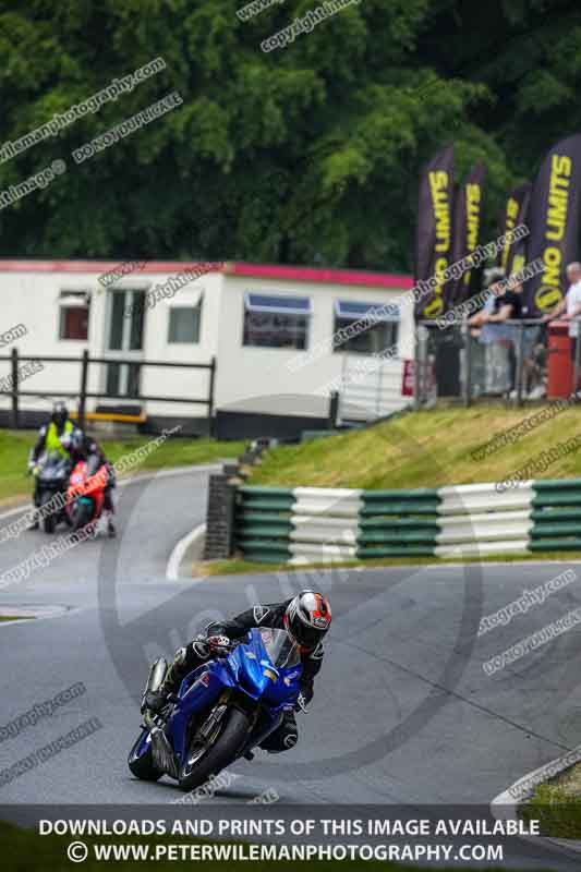 cadwell no limits trackday;cadwell park;cadwell park photographs;cadwell trackday photographs;enduro digital images;event digital images;eventdigitalimages;no limits trackdays;peter wileman photography;racing digital images;trackday digital images;trackday photos